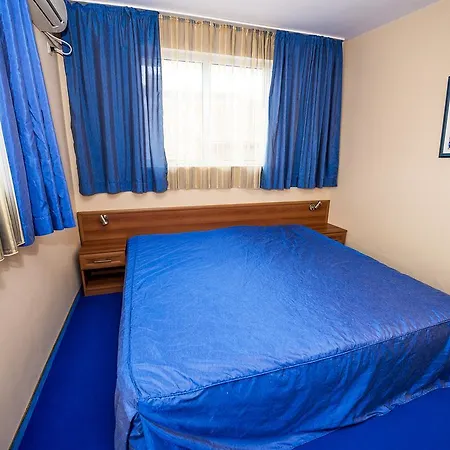 Atm Hotel 3*